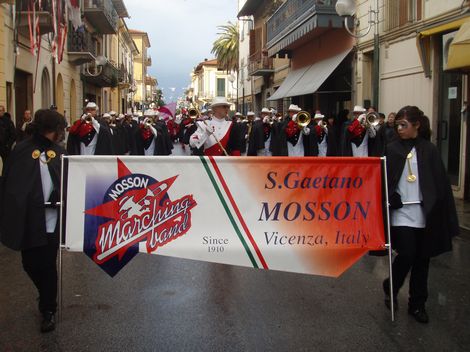 Ingrandisci la foto